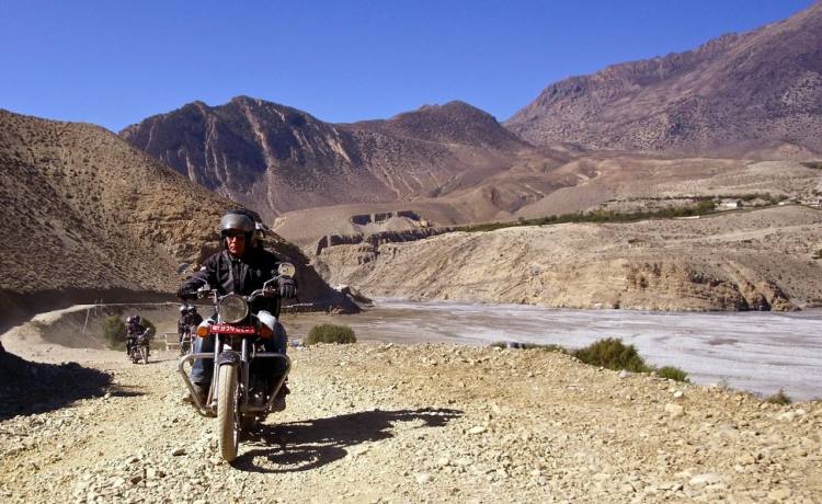 Motorbike Tour of the Annapurna Circuit to Manang