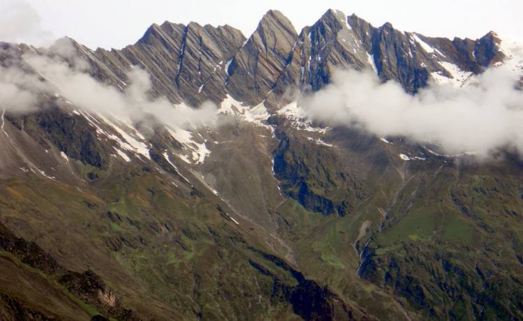 Ganesh Himal and the Ruby Valley