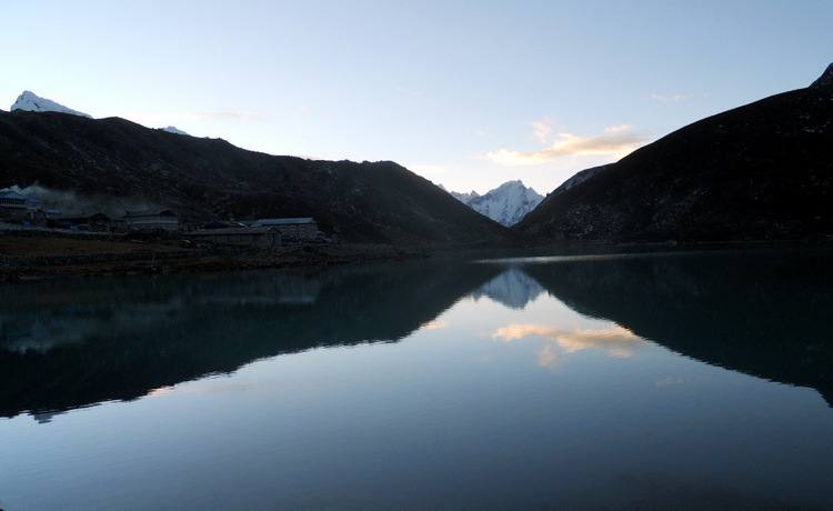 Gokyo Valley Lakes Trek