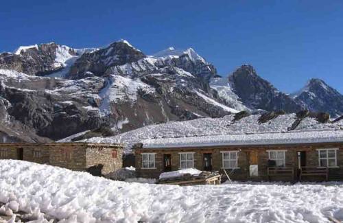 Round Annapurna Trek 